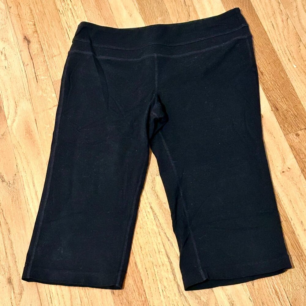Prana Black Capri Length M Yoga Leggings Knickers